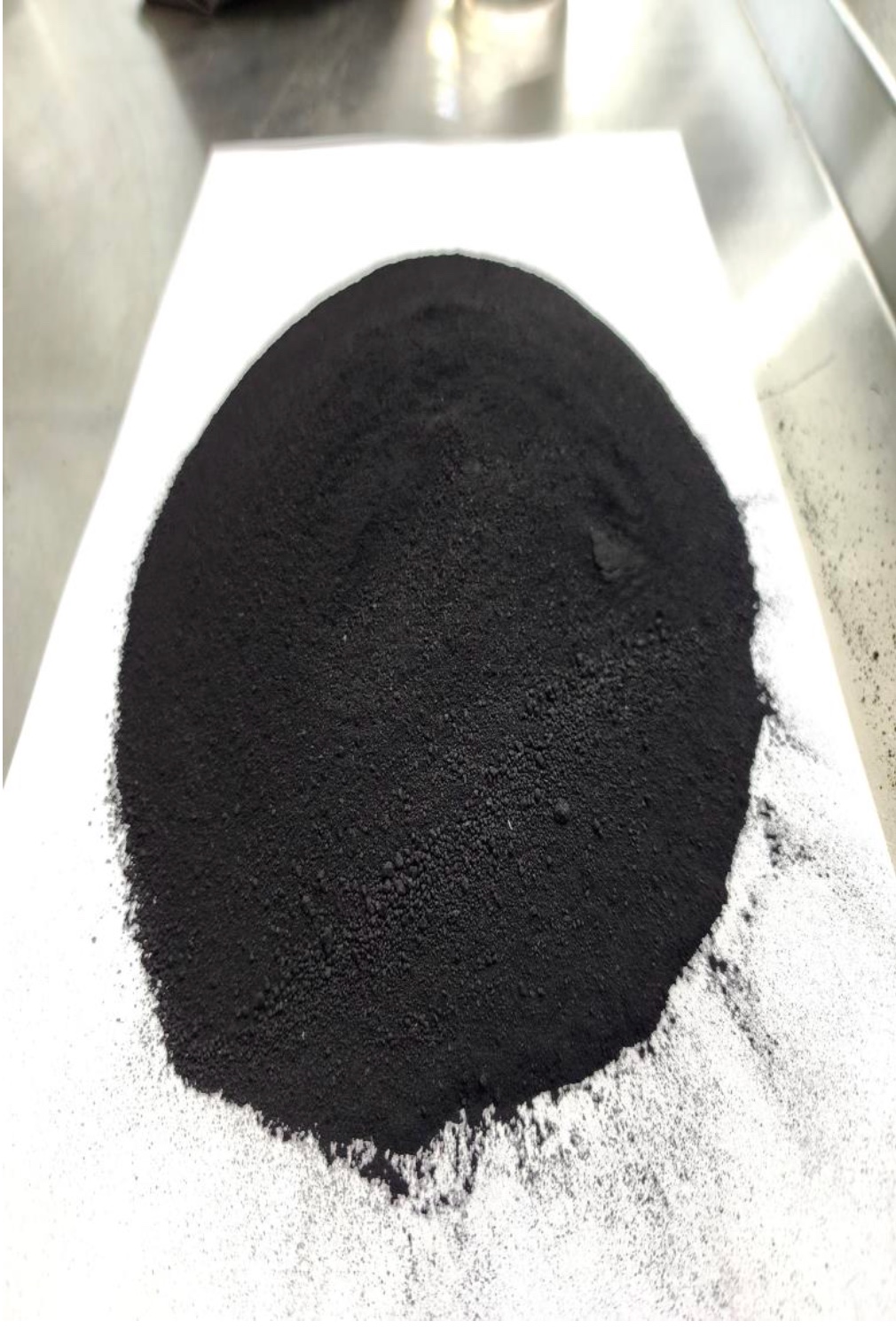 CARBON BLACK